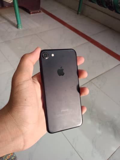 Apple iPhone 7