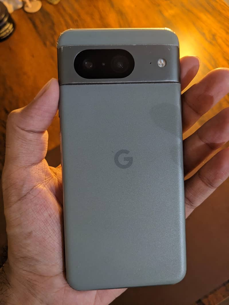 Google Pixel 8 1