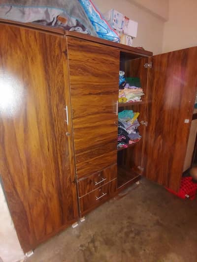 3 door wardrobes 1 dressing