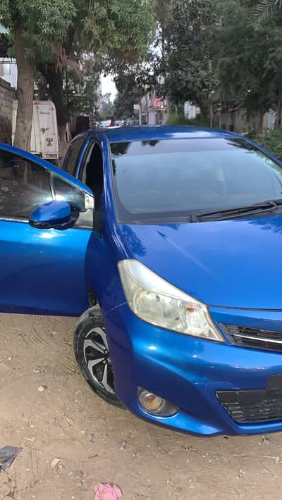 Toyota Vitz 2011