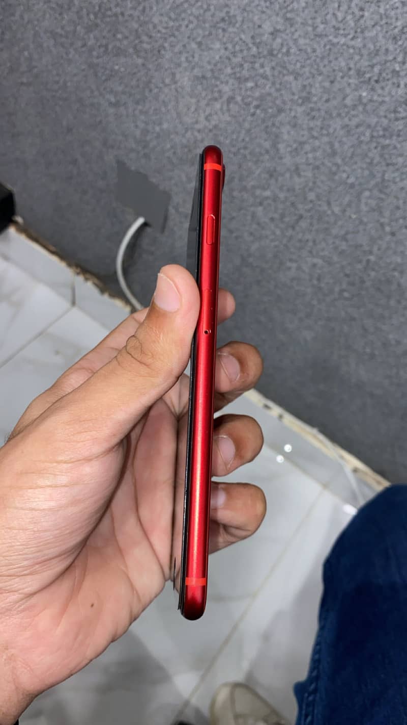 Apple iPhone 8 Plus 1