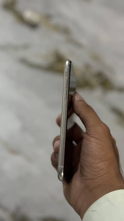 Apple iPhone XS