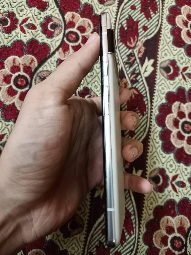 Google Pixel 6 Pro 2
