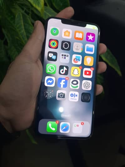 Apple iPhone XS Max pta approved 64 storage