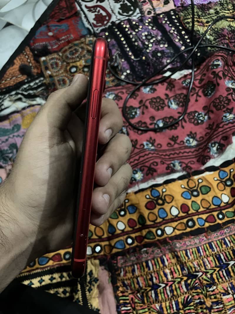 Apple iPhone 11 2