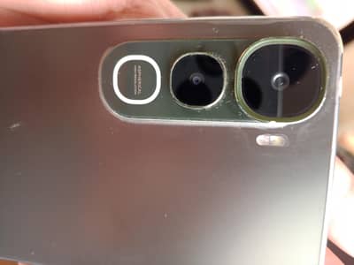 Vivo Y400
