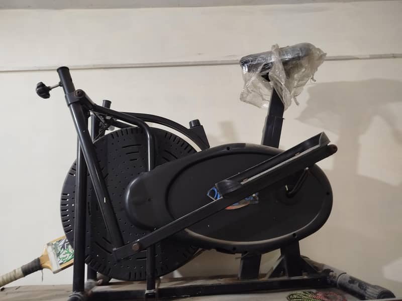 Exercise Cycle, Physio Bike 0