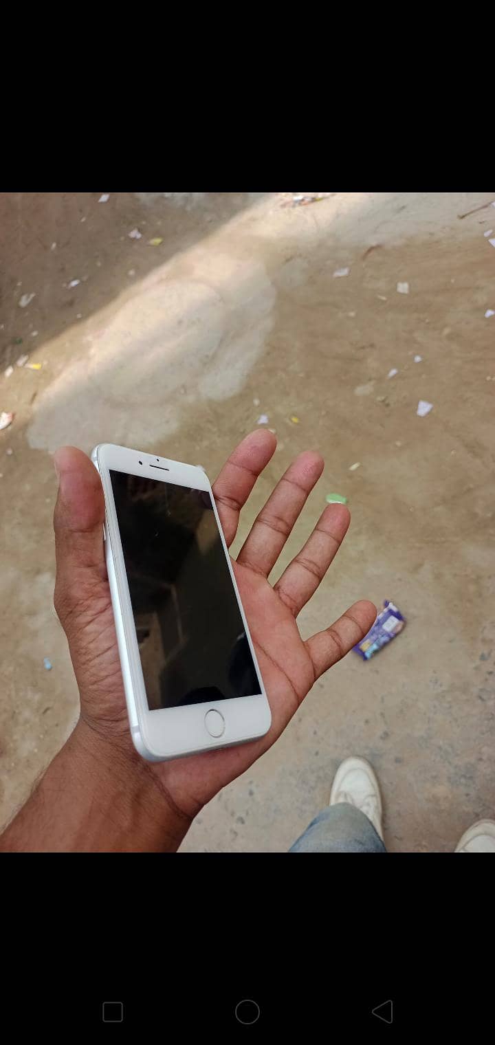 Apple iPhone 7 1
