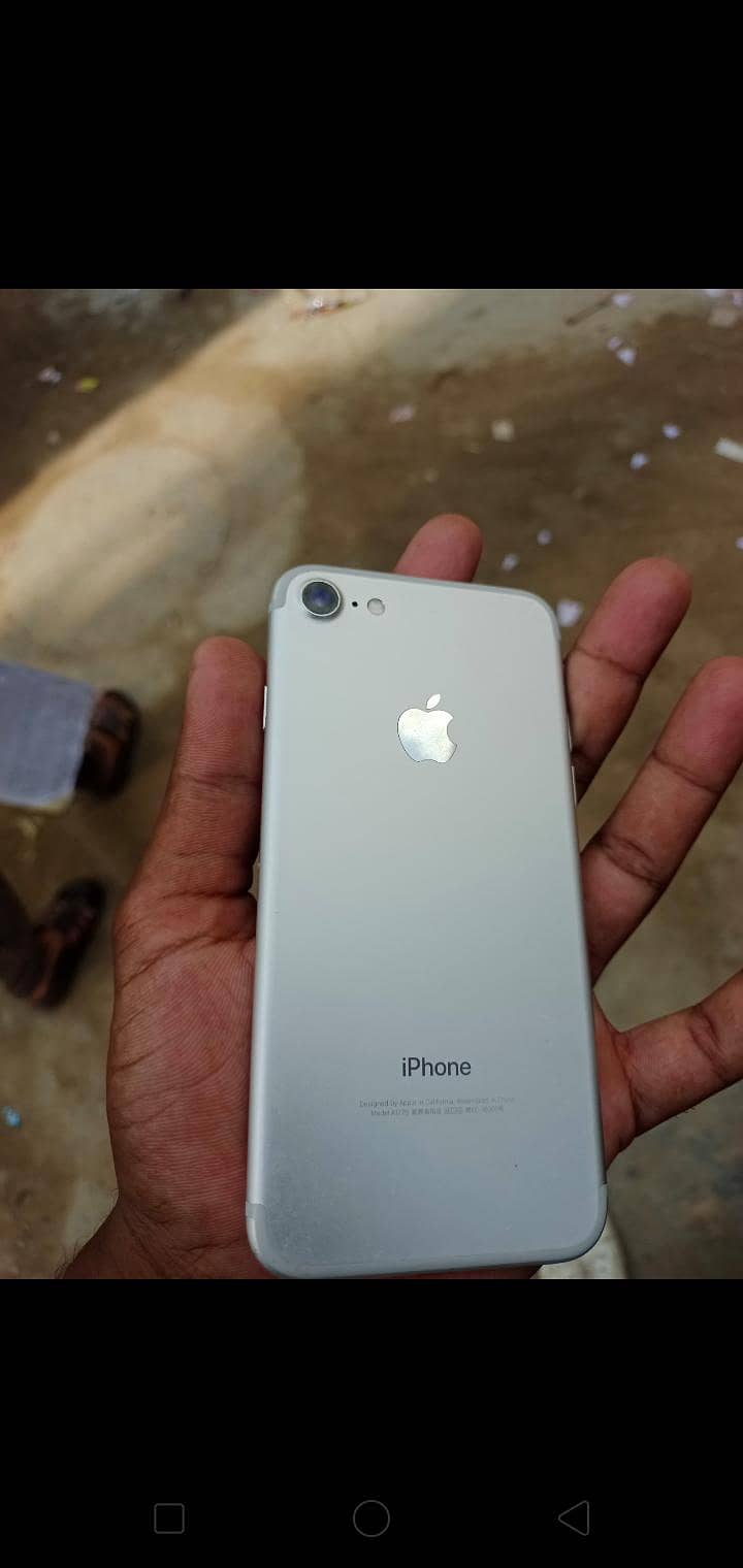 Apple iPhone 7 5