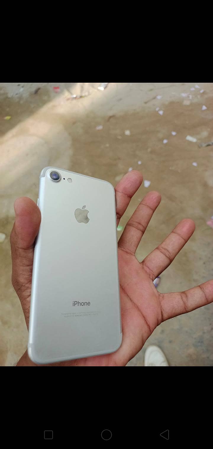 Apple iPhone 7 6
