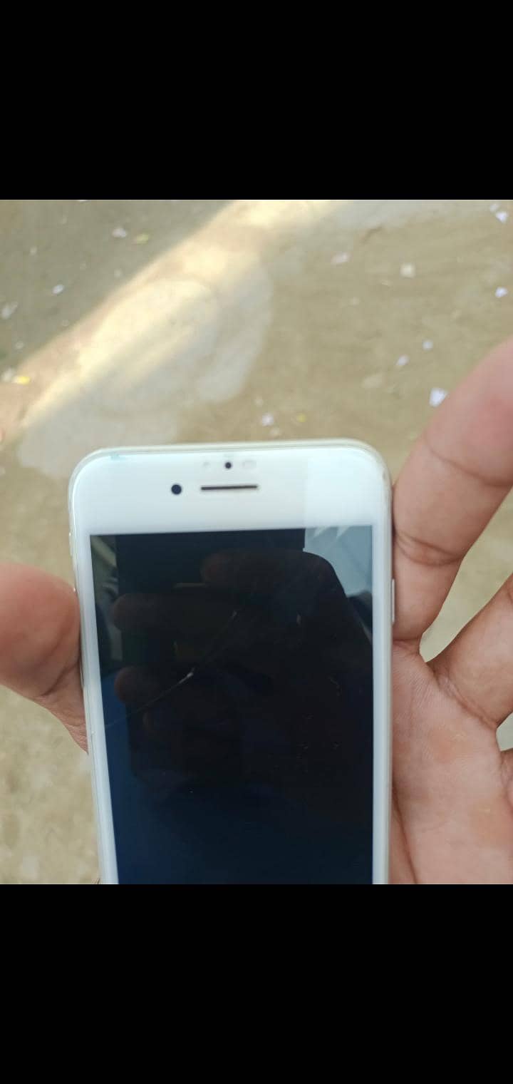 Apple iPhone 7 9