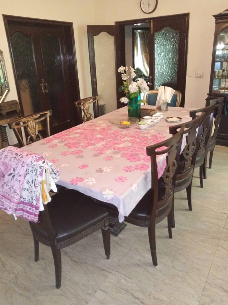 dining table set and plates cabnit 0