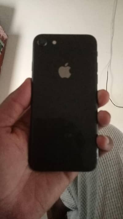 Apple iPhone 8