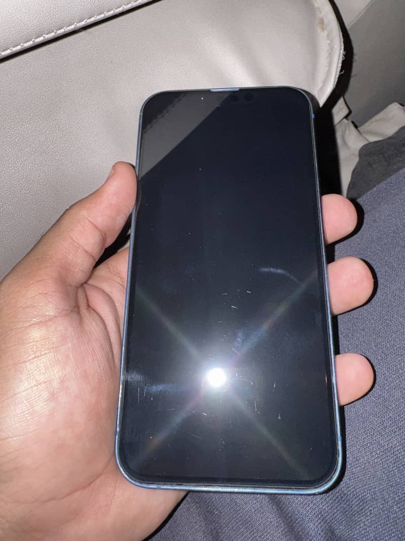 Apple iPhone 13 3