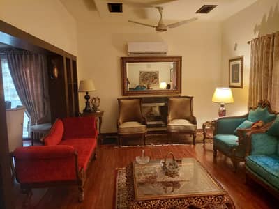 1 Kanal Beautifull excellent Out House Prime Hot For Sale dha Phase 5 near jalal sons