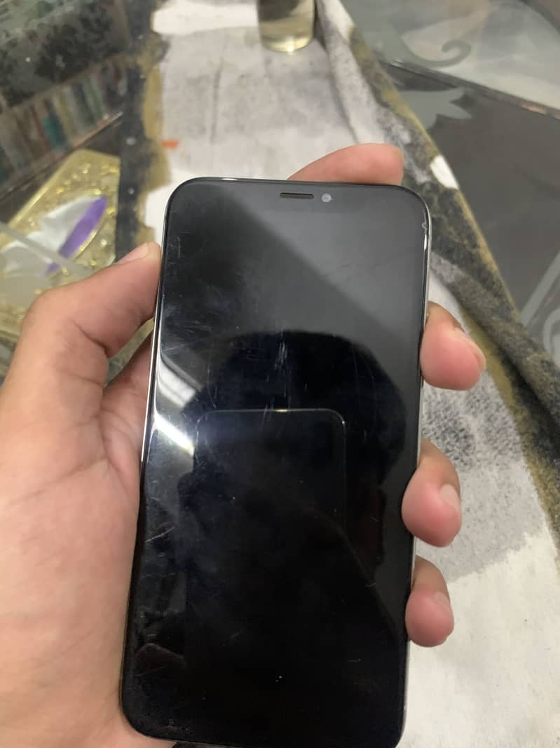 Apple iPhone X 6