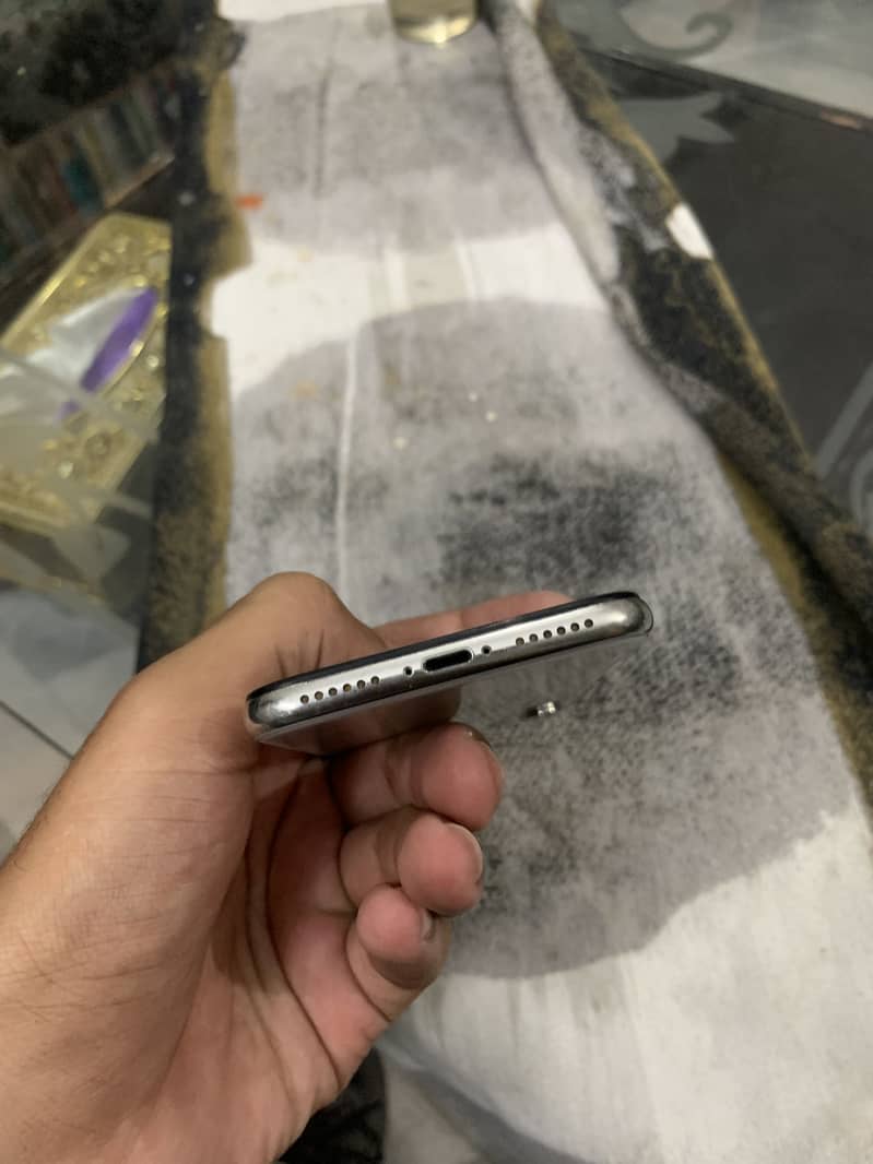 Apple iPhone X 7