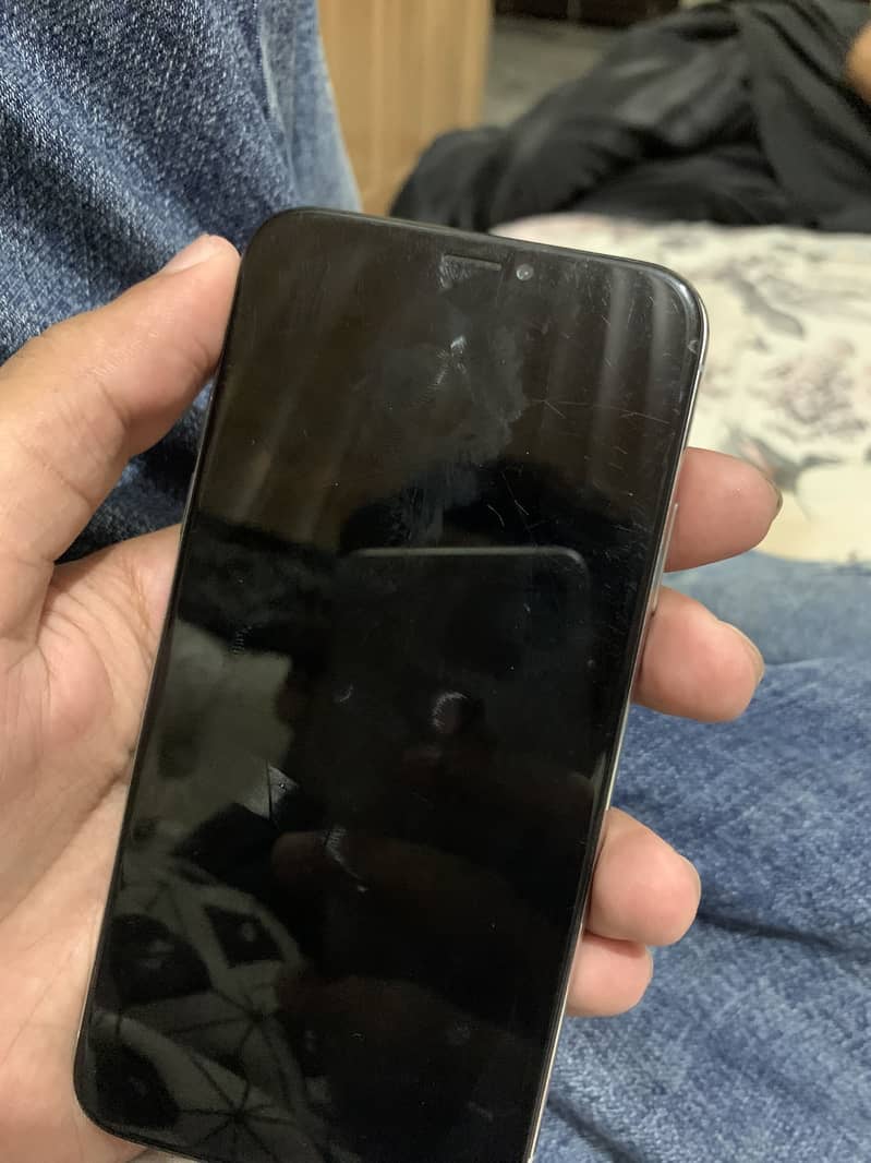 Apple iPhone X 10