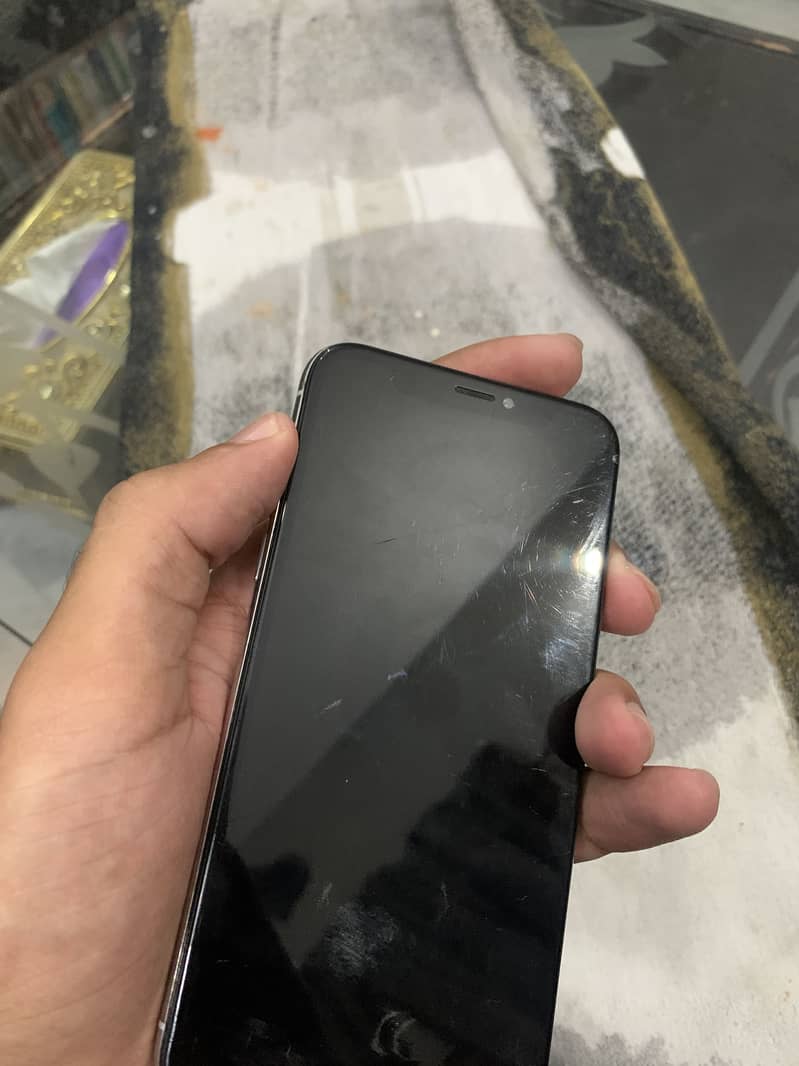 Apple iPhone X 11