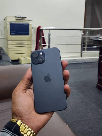 Apple iPhone 15