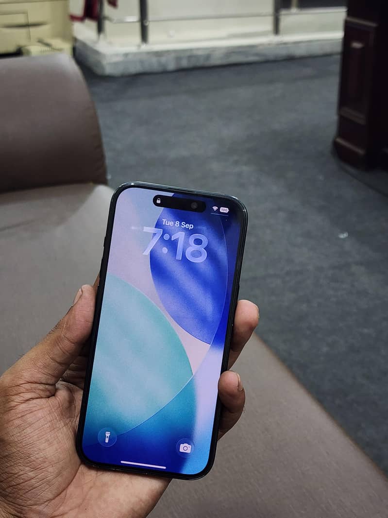 Apple iPhone 15 5