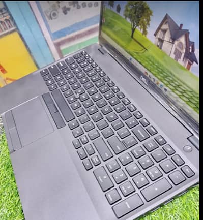 DELL laptop 1 month used 8th gen COREi5  intel good condation