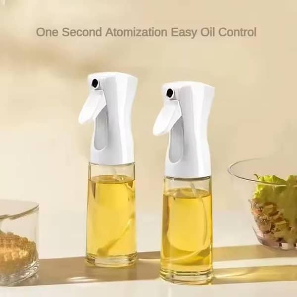 Kitchen Oil Bottle Cooking Oil Spray 220ml Pneumatic Spray Bottle Fitness Barbecue Spray Oil Dispenser Black/white