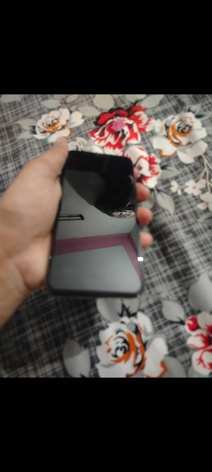Apple iPhone X 4