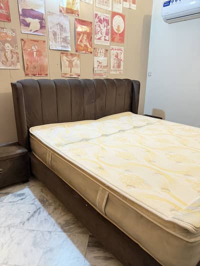 King size bed with side tables with mattress