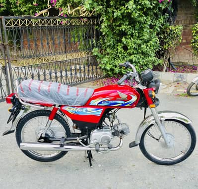 Honda CD-70 2024 only 5000kms driven original 10/10 condition like new