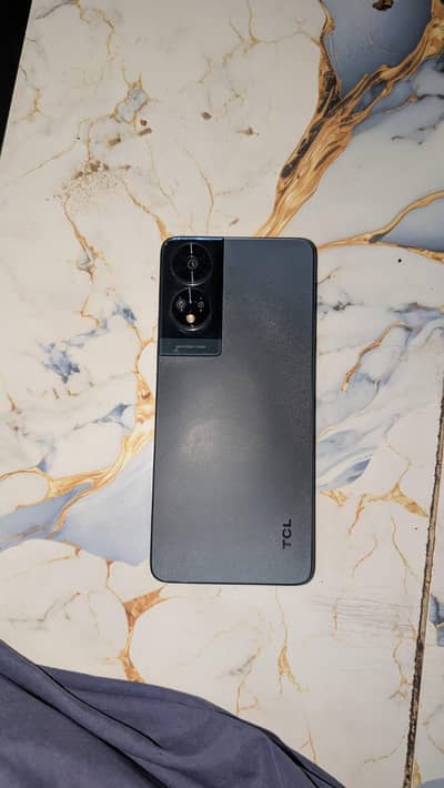 TCL 50 XE