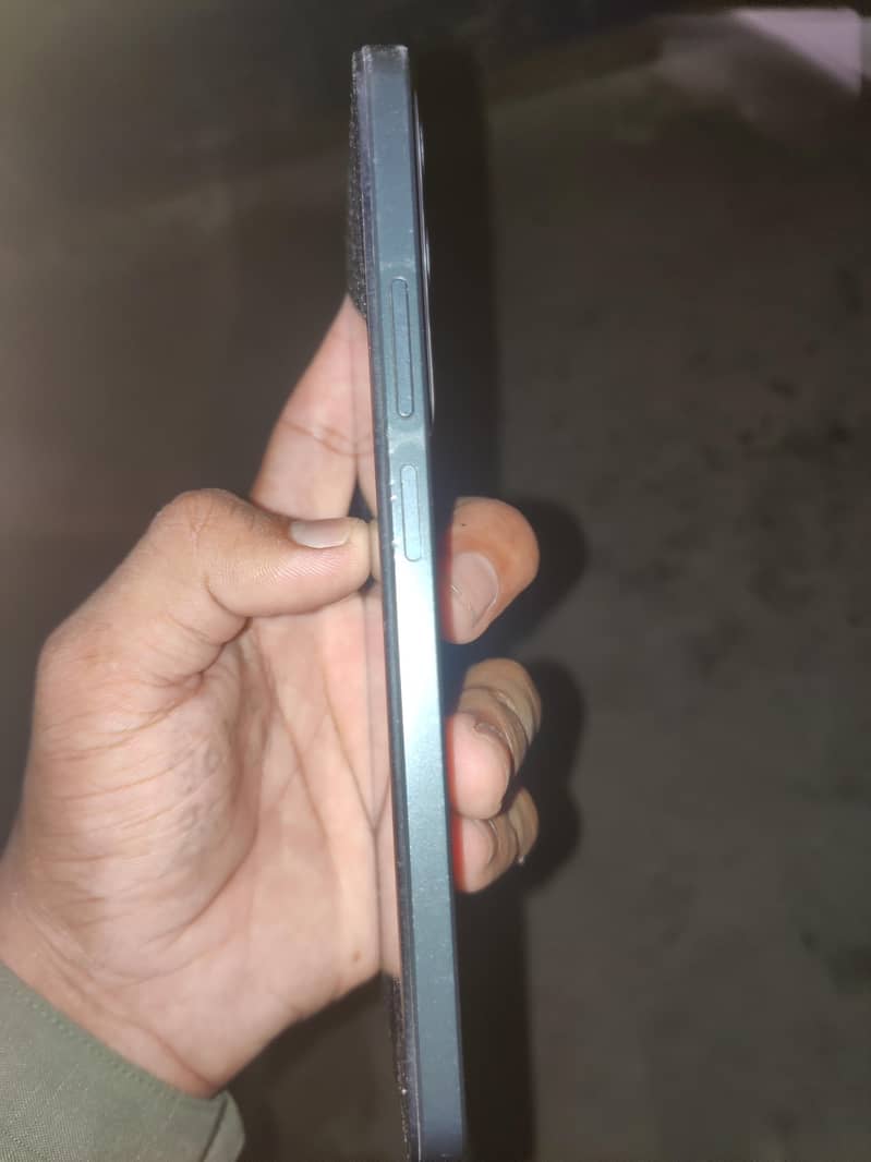 Realme C71 3
