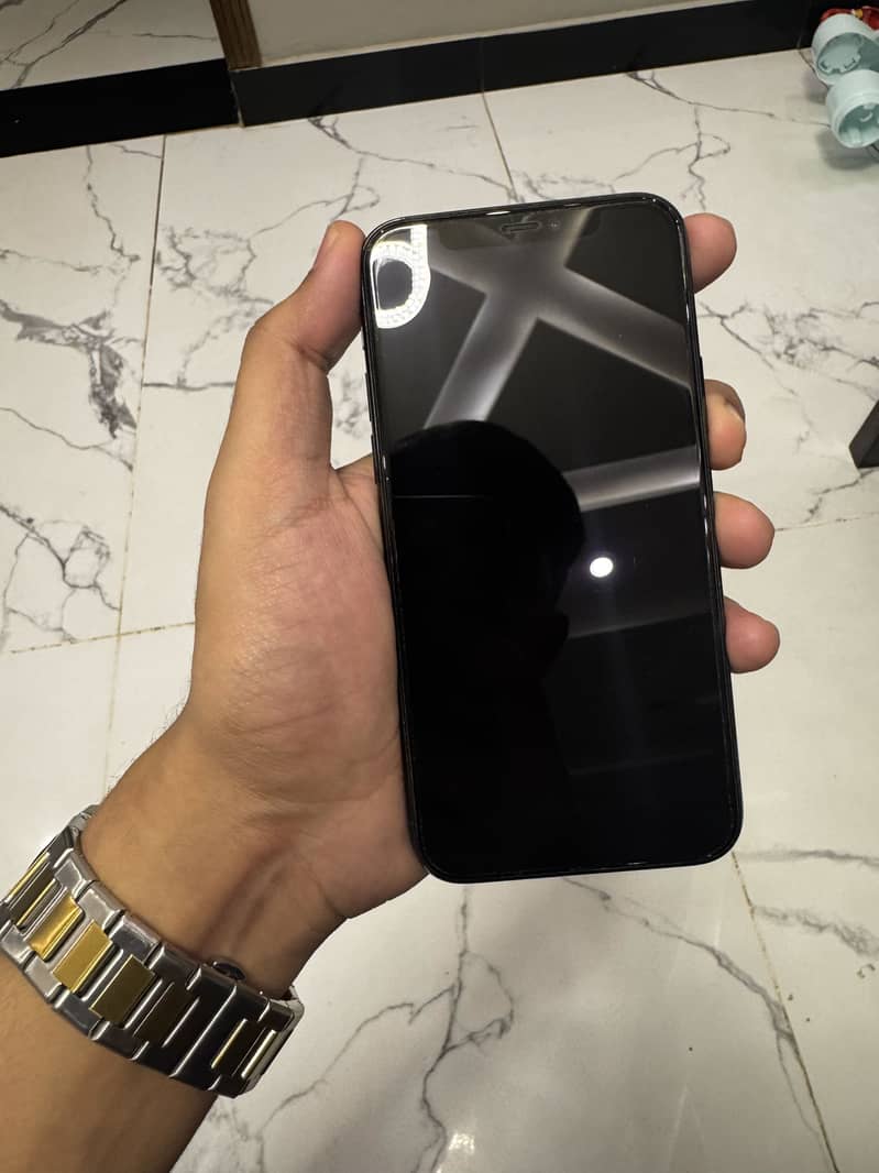 Apple iPhone 11 Pro 5
