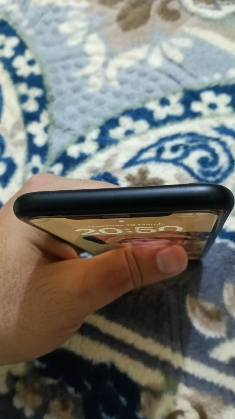 iphone xr 1
