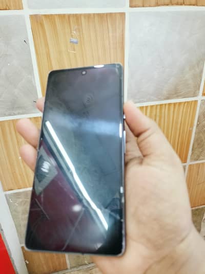 Google Pixel 7 128gb official pta approved only LCD chng and creak