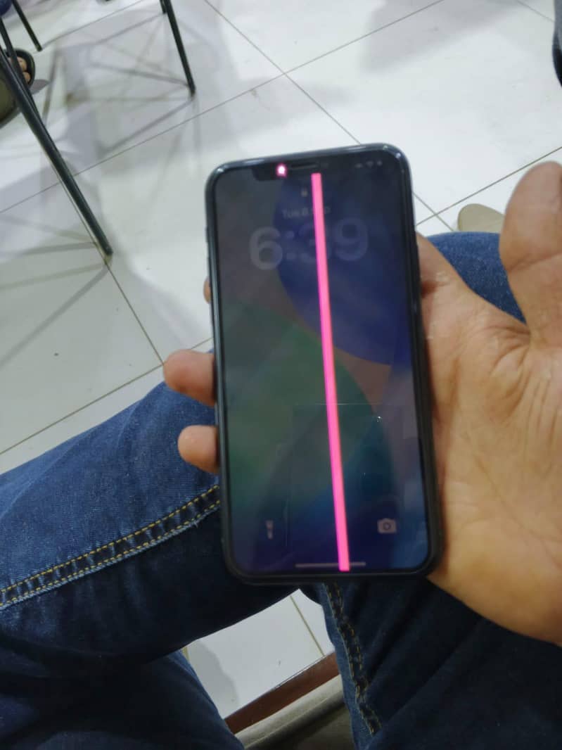 Apple iPhone 11 Pro 2
