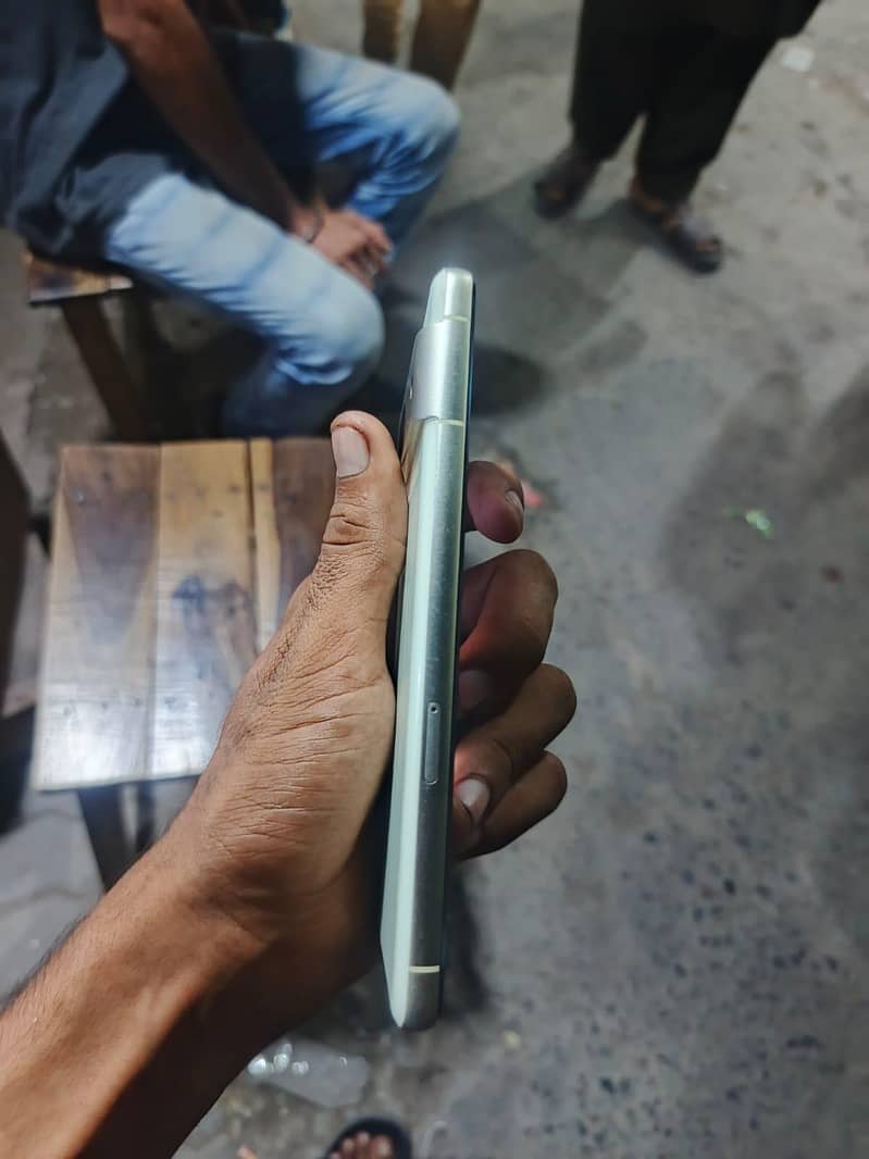 Google pixel 7 5