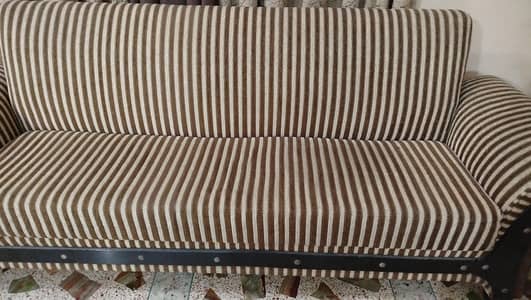 Single sofa seater