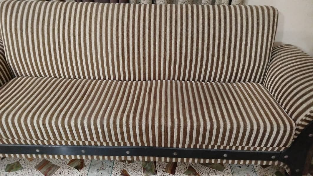 Single sofa seater 0