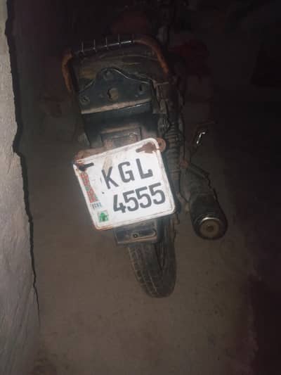 Unique 100 bike