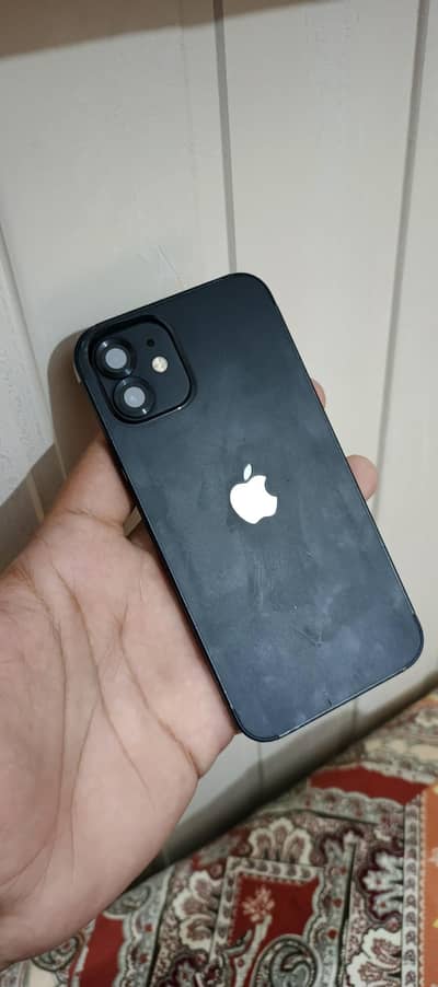 Apple iPhone 12