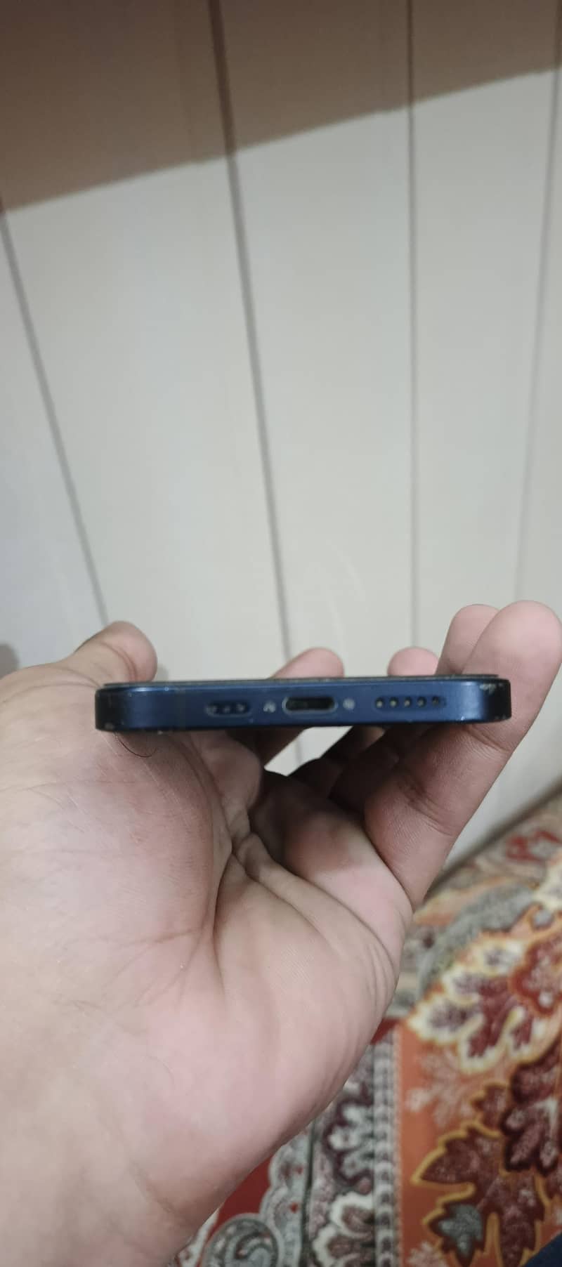 Apple iPhone 12 3