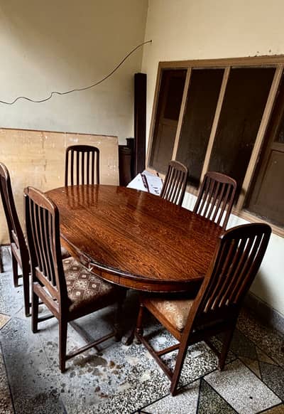 Dining table with 6 chair