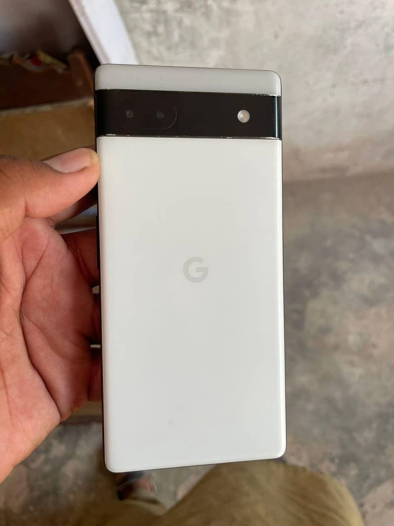 Google Pixel 6a 1
