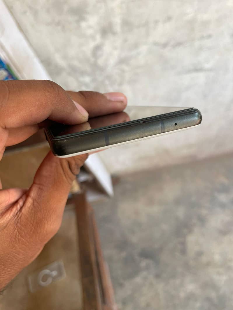 Google Pixel 6a 4