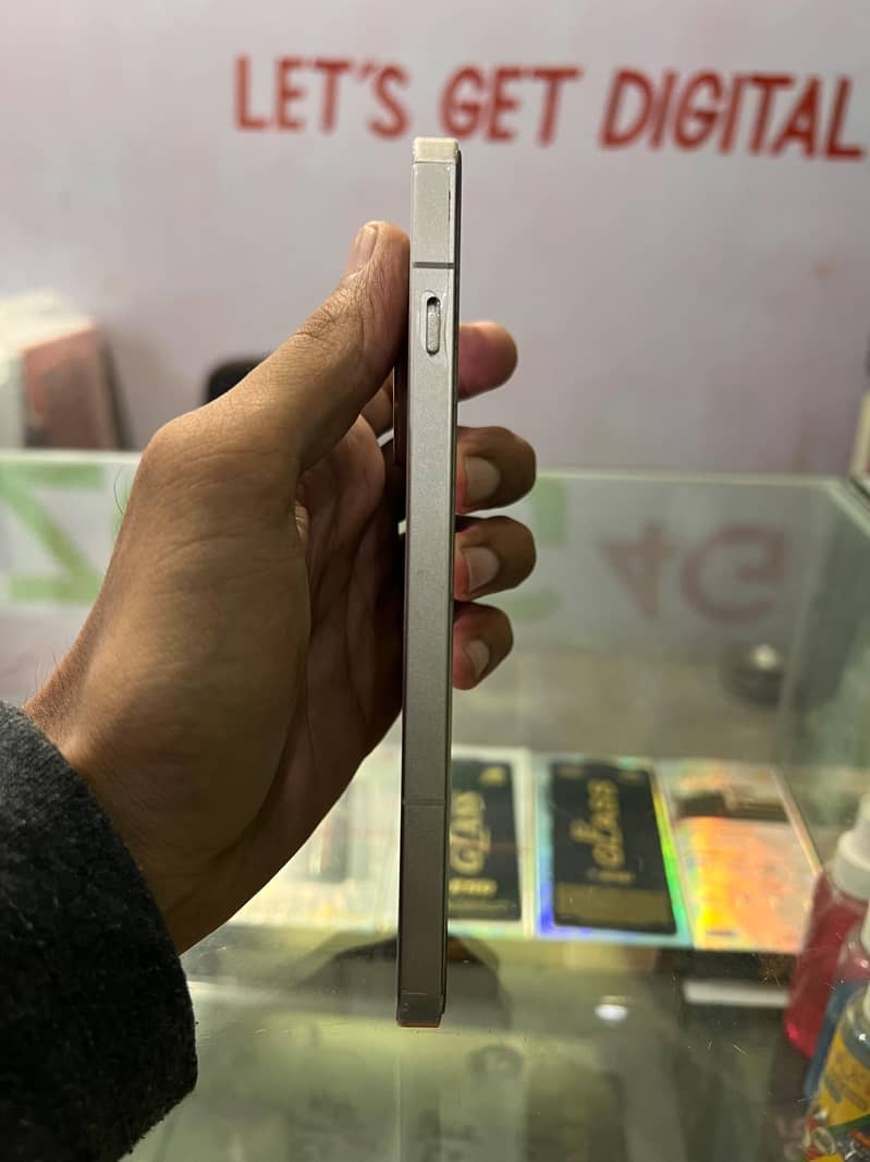 One Plus Ace 5 4