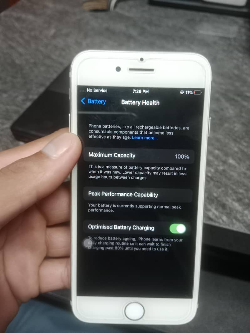 Apple iPhone 7 1