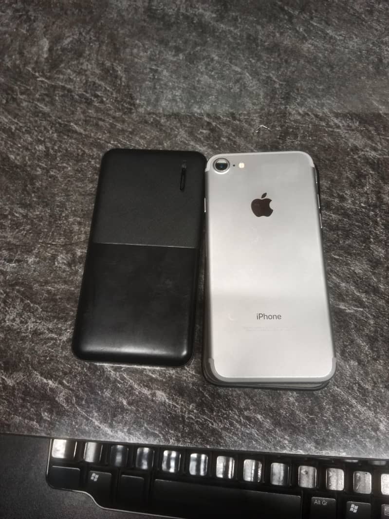 Apple iPhone 7 8
