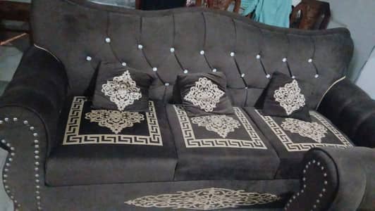 6 Seater Beautiful Sofa Set For Sale