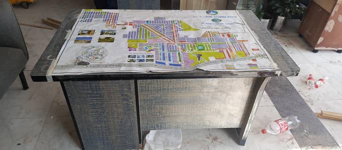 Office tables best for property office